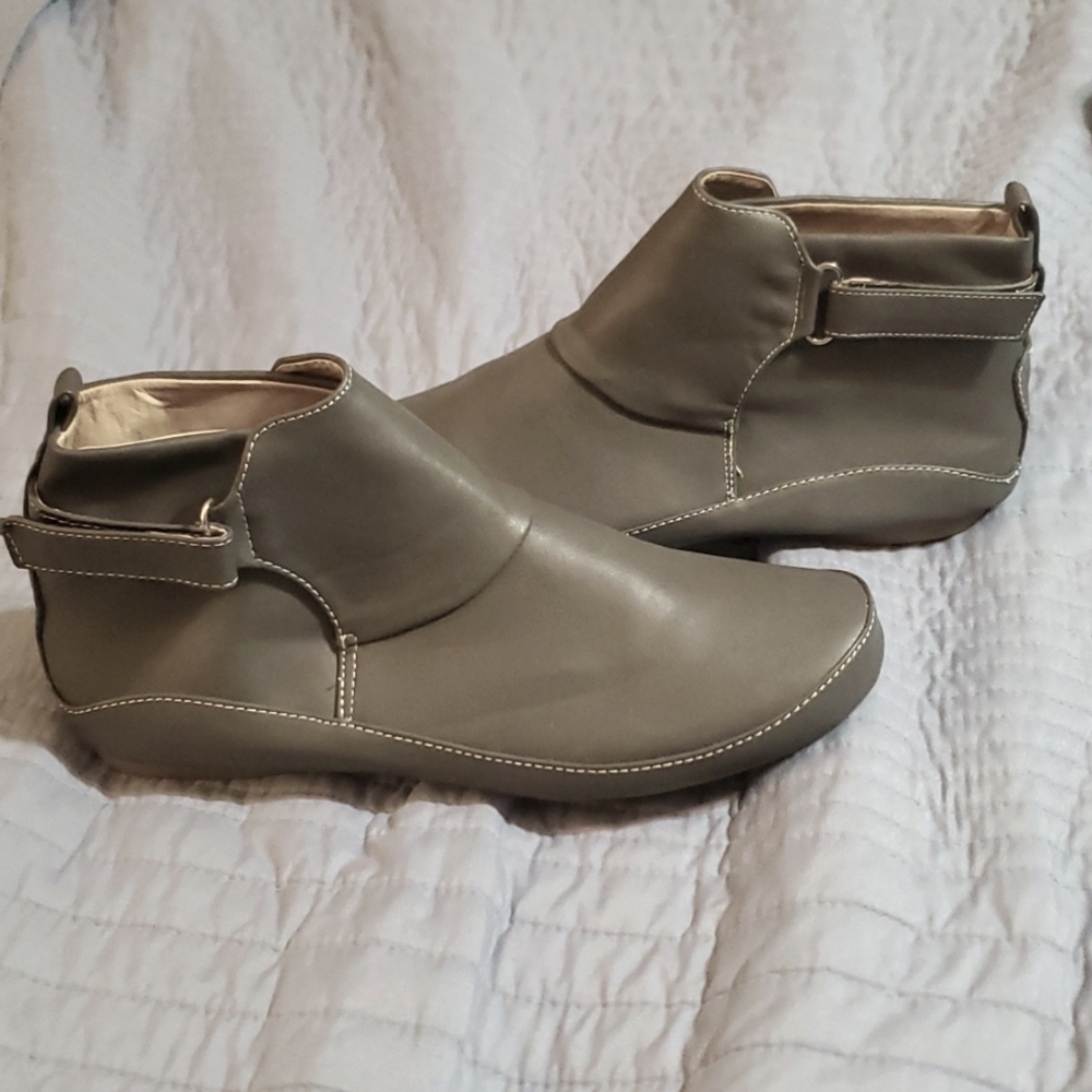 Grey booties